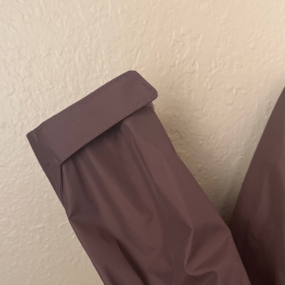 Patagonia Plum Brown Torrentshell 3L  Rain Jacket - Picture 5 of 10